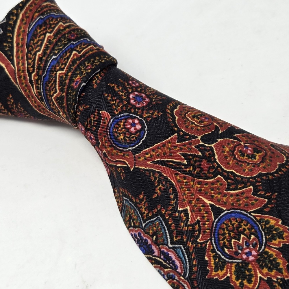 Burberrys of London 100% Silk Multicolor AOP Men's Tie Hand‎ Sewn in USA VINTAGE